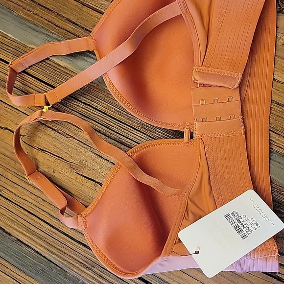 New bra - Picture 3 of 3